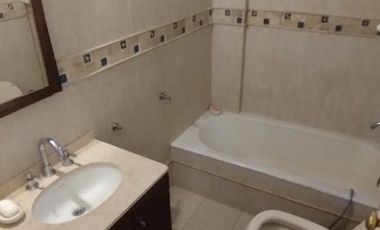 Dorrego al 700. Esquina estilo francés 2 habitaciones