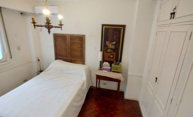 Dorrego al 700. Esquina estilo francés 2 habitaciones