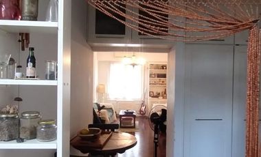 Dorrego al 700. Esquina estilo francés 2 habitaciones