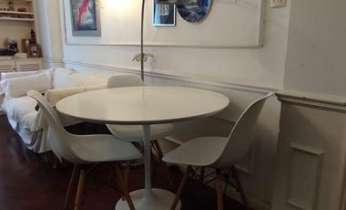 Dorrego al 700. Esquina estilo francés 2 habitaciones
