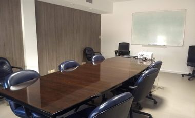 Oficina en venta - 700 m2 - Centro INCLUYE 13 COCHERAS FIJAS