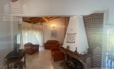 Exclusiva Casa en barrio  residencial San Rafael!!