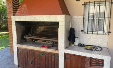 Exclusiva Casa en barrio  residencial San Rafael!!