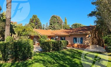 Casa en Venta en San Pedro - Un refugio natural con estilo colonial a minutos de la Ciudad