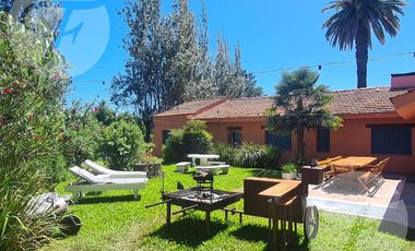 Casa en Venta en San Pedro - Un refugio natural con estilo colonial a minutos de la Ciudad