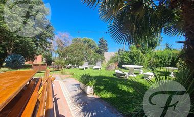 Casa en Venta en San Pedro - Un refugio natural con estilo colonial a minutos de la Ciudad