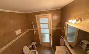 Venta - Casa de 4 dormitorios - Santa Fe, Barrio centro.