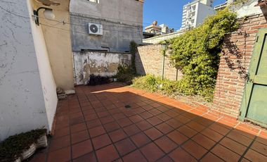 Venta - Casa de 4 dormitorios - Santa Fe, Barrio centro.