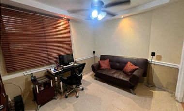 CASA EN VENTA EN VILLA LUCRE