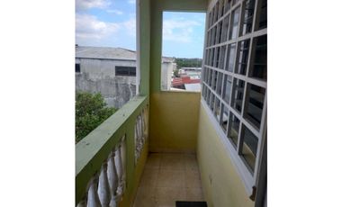 SE VENDE CASA EN LA CASTELLANA EL CRISOL