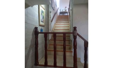 SE VENDE CASA EN LA CASTELLANA EL CRISOL