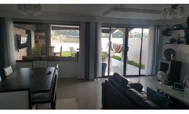 SE VENDE CASA EN PH GREEN VILLAGE