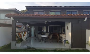 SE VENDE CASA EN PH GREEN VILLAGE