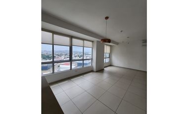 Venta Apartamento en Costa del Este, Edificio Maui