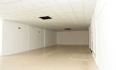 Alquiler de Local Comercial en Plaza el Cangrejo (EC_A)