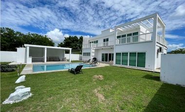 ALQUILO CASA EN CHAME NUEVA GORGONA MALIBÙ