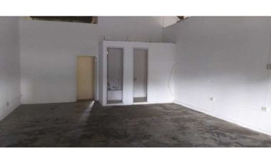VENDO LOCAL COMERCIAL Y CASA EN PESE