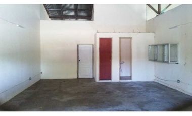 VENDO LOCAL COMERCIAL Y CASA EN PESE