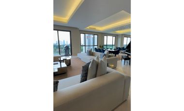 Venta Apartamento en Santa María, Edificio Santa Maria Court