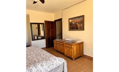 VENDO CASA ESTILO DUPLEX DE 02 HAB 600M2 EN BOQUETE