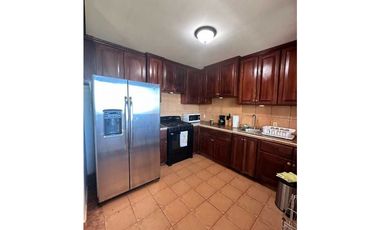 VENDO CASA ESTILO DUPLEX DE 02 HAB 600M2 EN BOQUETE