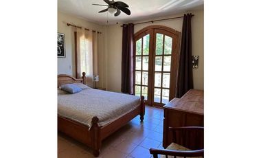 VENDO CASA ESTILO DUPLEX DE 02 HAB 600M2 EN BOQUETE