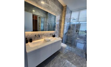 Venta Apartamento en Santa María, Edificio The Ivy