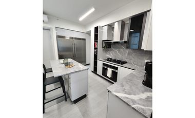 Venta Apartamento en Santa María, Edificio The Ivy