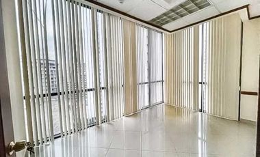 Oficina con Vista al Mar en Marbella