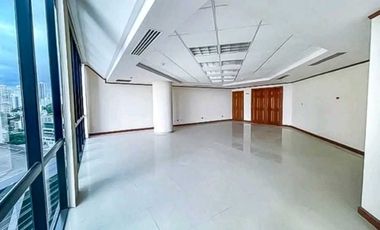 Oficina con Vista al Mar en Marbella