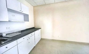 Oficina con Vista al Mar en Marbella