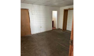 SE ALQUILA/ CASA  DE 7 HABITACIONES EN  BUGABA