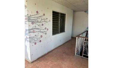 SE ALQUILA/ CASA  DE 7 HABITACIONES EN  BUGABA