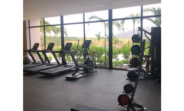 SE ALQUILA CASA EN GOLF GARDENS LINEA BLANCA