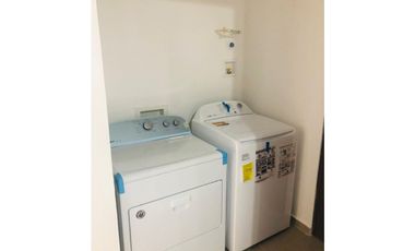 SE ALQUILA CASA EN GOLF GARDENS LINEA BLANCA