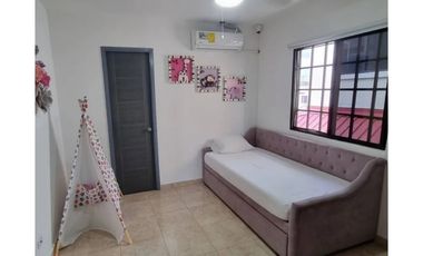 Se Vende Casa en PH Vistas del Lago B/.205,000!!!