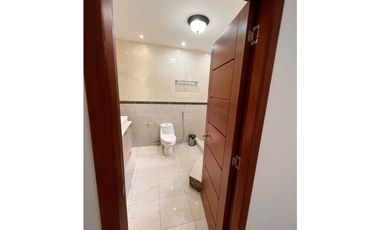 VENTA CASA CON DISPONIBILIDAD ALQUILER ALBROOK  CURUNDU