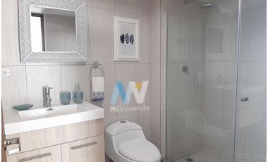 SE VENDE MODERNA CASA DE PLAYA