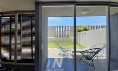 SE VENDE MODERNA CASA DE PLAYA