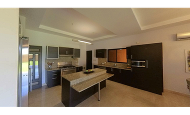 COSTA SUR - VENTA DE LUJOSAS CASAS