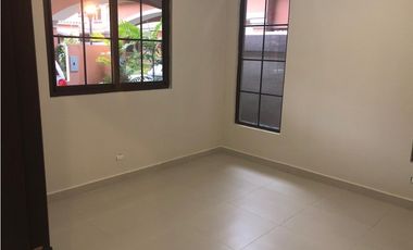 COSTA SUR - VENTA DE LUJOSAS CASAS 4Rec (351m2)