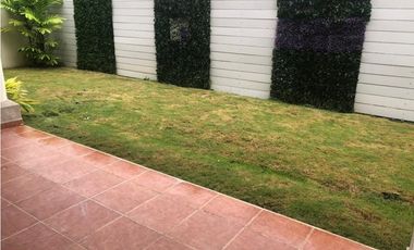 COSTA SUR - VENTA DE LUJOSAS CASAS 4Rec (351m2)