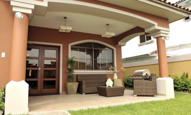 COSTA SUR - VENTA DE LUJOSAS CASAS 4Rec (351m2)