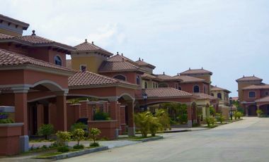 COSTA SUR - VENTA DE LUJOSAS CASAS 4Rec (351m2)