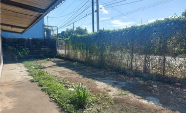 VENTA Y ALQUILER DE GALERA DE 8200 M2 EN SAN VICENTE CHILIBRE
