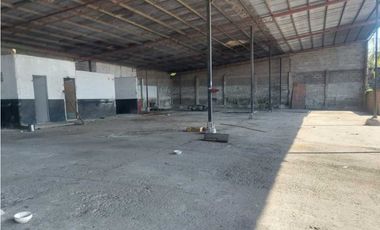 VENTA Y ALQUILER DE GALERA DE 8200 M2 EN SAN VICENTE CHILIBRE