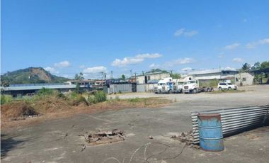 VENTA Y ALQUILER DE GALERA DE 8200 M2 EN SAN VICENTE CHILIBRE