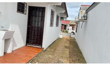 VENDO CASA QUINTA DEL LAGO