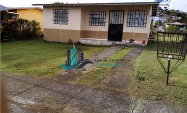 VENDO CASA DE 2HAB Y 450M2 EN GARICHE