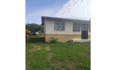 VENDO CASA DE 2HAB Y 450M2 EN GARICHE